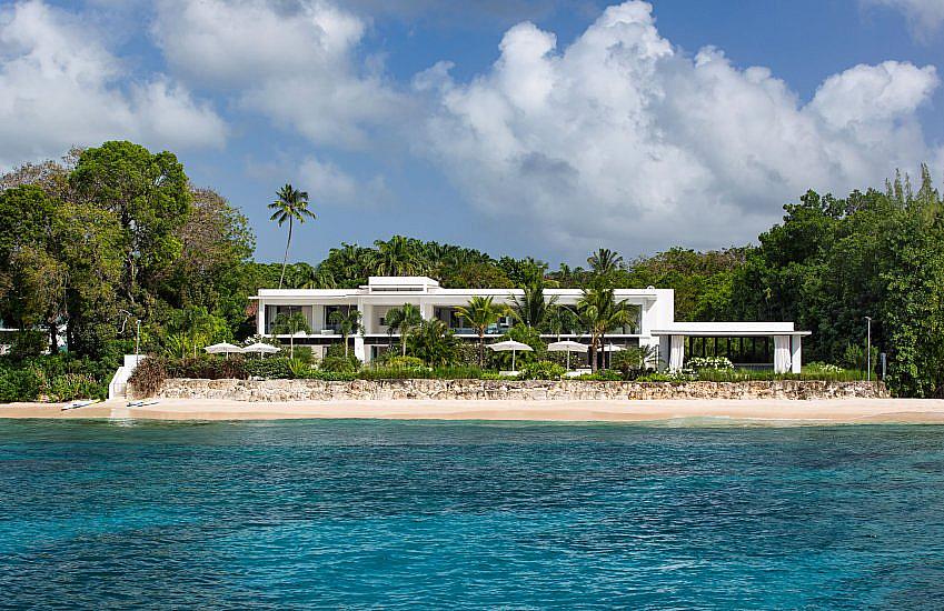 Top 10 villas in the world