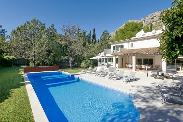 Villa Estevez