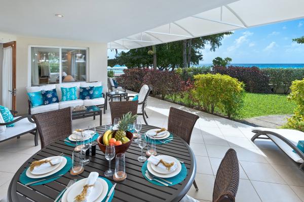 Beachfront - Palm Beach 101