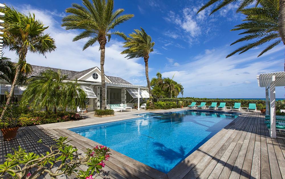 Antigua, Jumby Bay Island - Bananaquit Antigua, Jumby Bay Island - Bananaquit