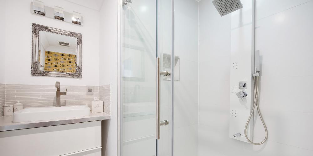 White Cottage White Cottage