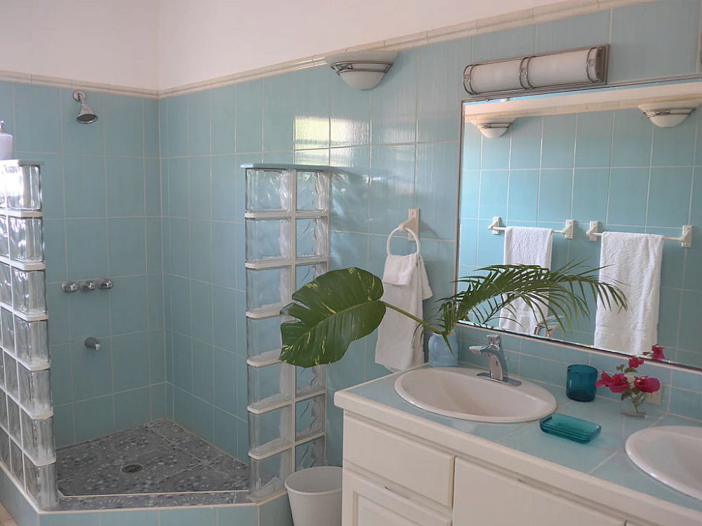 Bay House 6 bedroom villa in Antigua Bay House