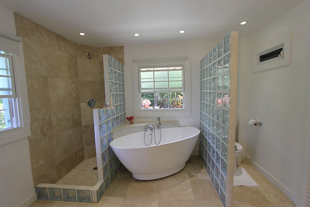 Bay House 6 bedroom villa in Antigua Bay House