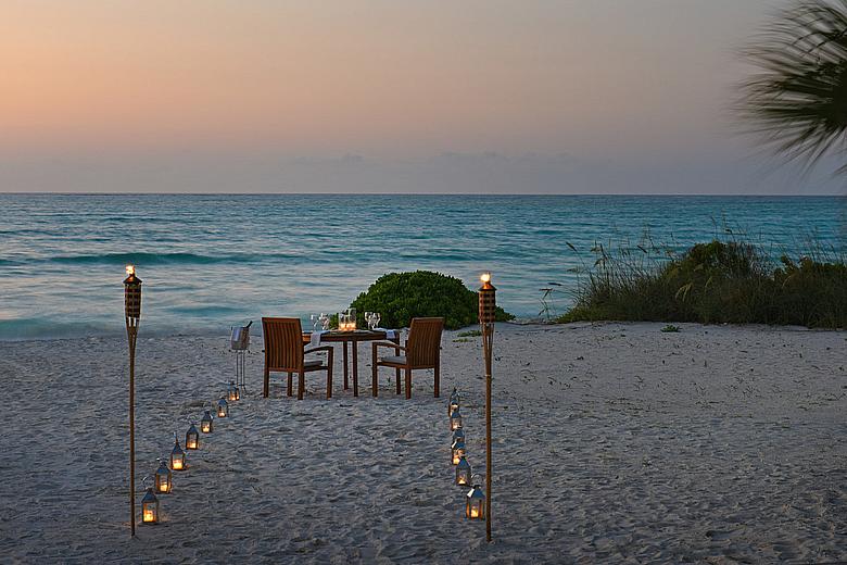 Parrot Cay and COMO Shambhala Retreat - romantic dining Parrot Cay and COMO Shambhala Retreat - romantic dining