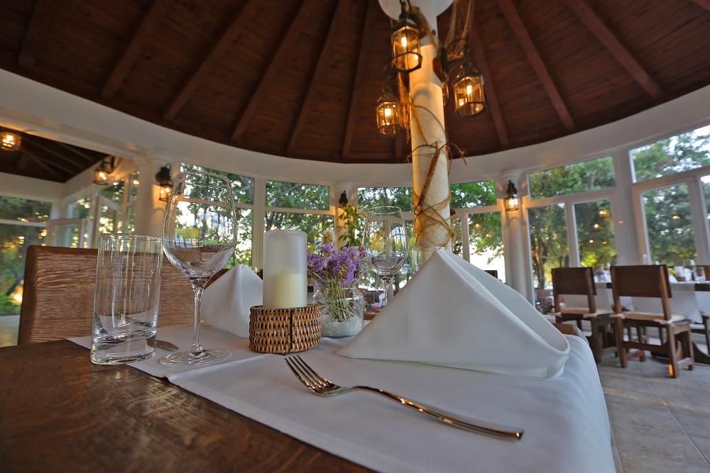 Punta Skala Luxury Villas Croatia - Planika Restaurant Punta Skala Luxury Villas Croatia - Resort