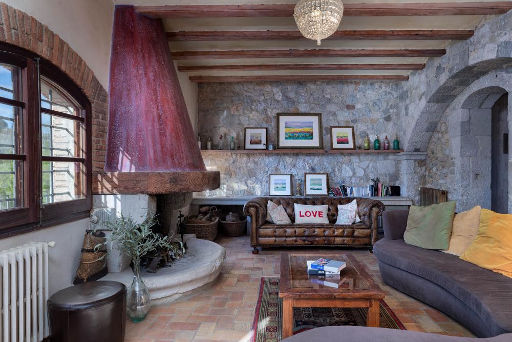 Mas Moli Petit - 8 bedroom villa in Spain Mas Moli Petit - 8 bedroom villa in Spain