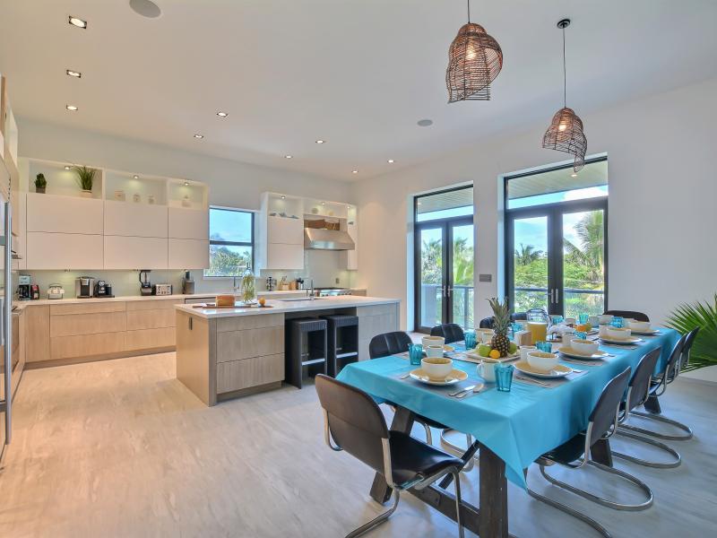 La Palmeraie Villas- Asian House , Harbour Island 