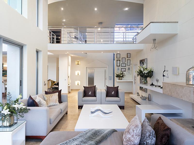 Hollywood Mansion , Cape Town 