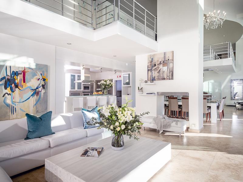 Hollywood Mansion , Cape Town 