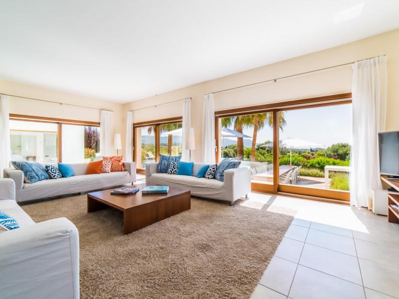 Son Sard , East , Son Severa 