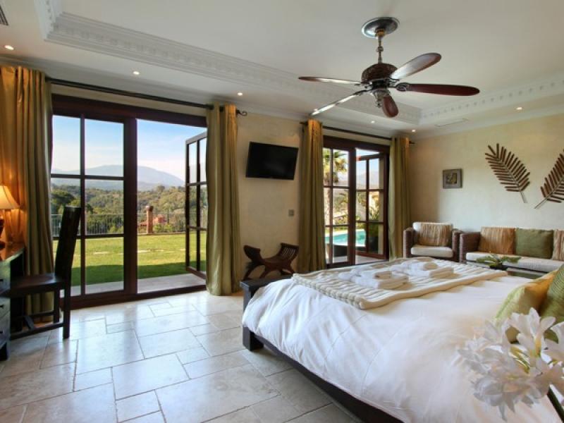 Gran Villa San Pietro , El Madronal 