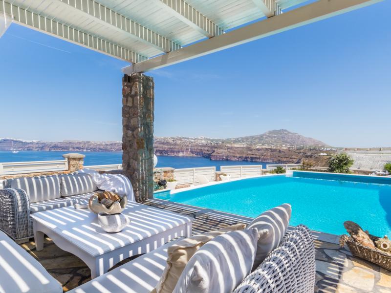 Villa Akrotiri , Santorini 