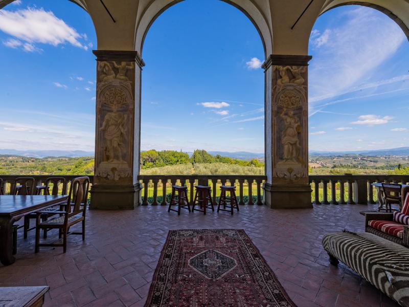 Mangiacane Estate , Tuscany 