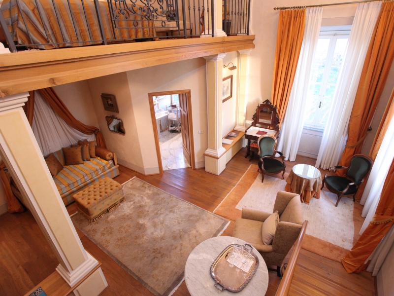 Mangiacane Estate , Tuscany 