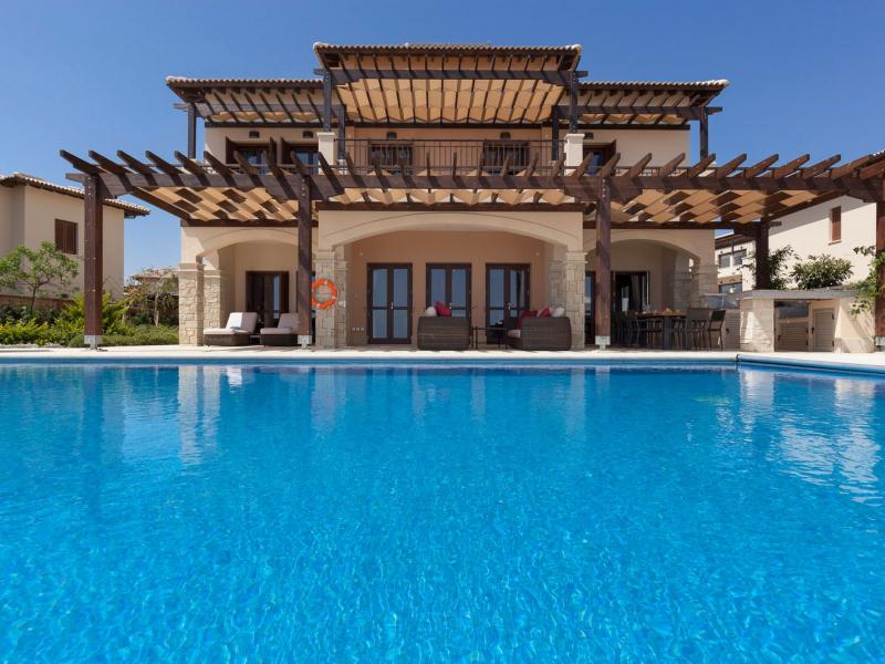 Aphrodite Hills Resort - Mythos Villa Iris , Paphos 