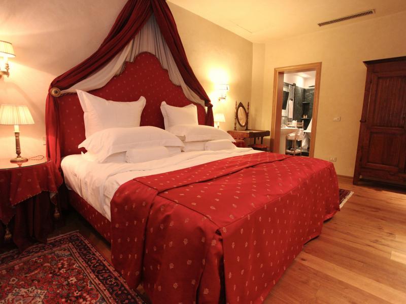 Mangiacane Estate , Tuscany 