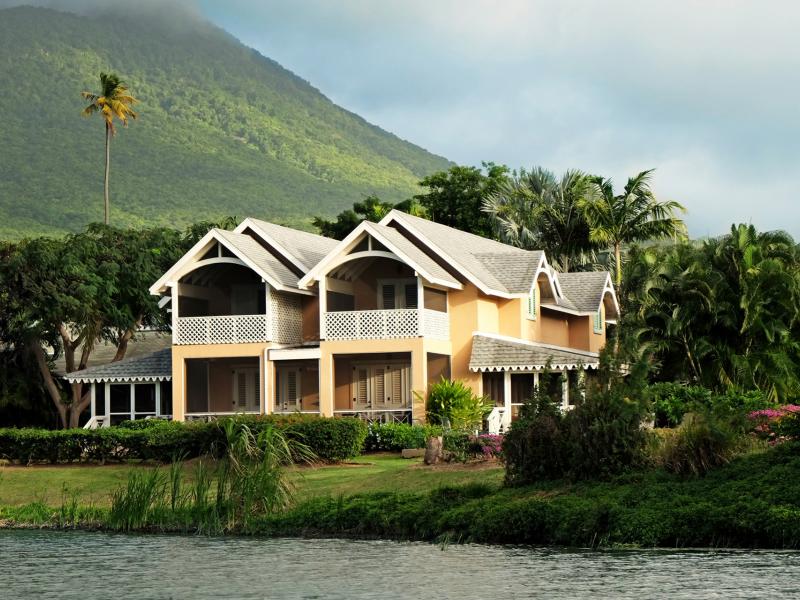 Four Seasons Nevis , St Kitts 