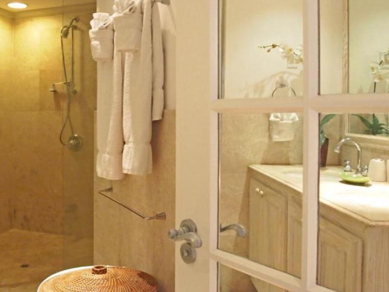 Villas on the Beach , Beachfront villas Barbados , Holetown , St James , Villas on the Beach, Barbados , West Coast Barbados 