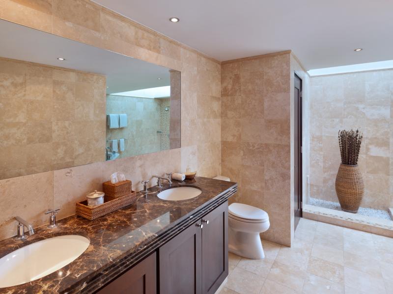 Coral Cove 15 - Penthouse , Beachfront villas Barbados , Coral Cove , Paynes Bay , St James , West Coast Barbados 