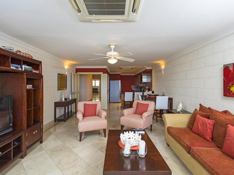 Waterside , Beachfront villas Barbados , Paynes Bay , St James , West Coast Barbados 