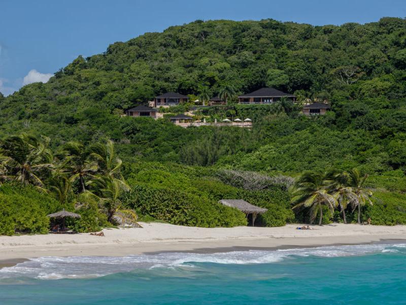 Macaroni Beach House , Macaroni Bay 