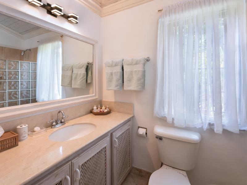 Emerald Beach 5 - Aspicia , Beachfront villas Barbados , Emerald Beach , Gibbes , St Peter , West Coast Barbados 