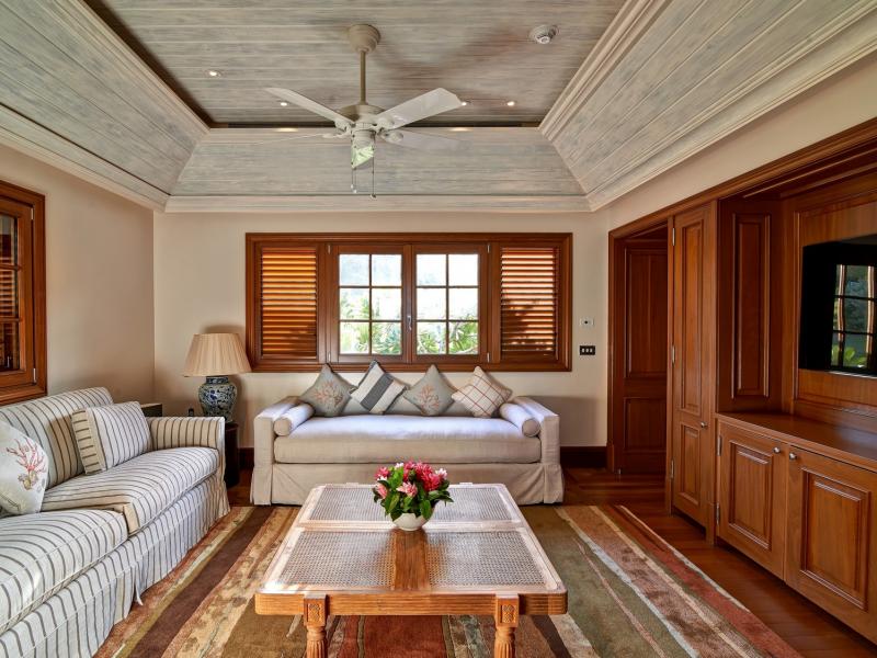 Turtle Creek Canouan , Charlstown 