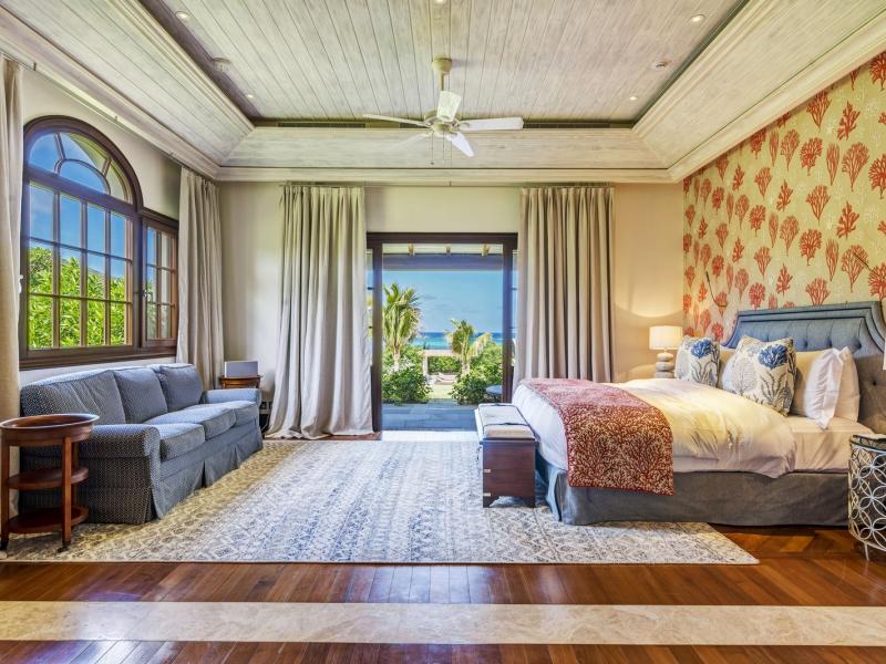 Turtle Creek Canouan , Charlstown 