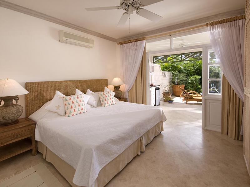 Emerald Pearl at Summerland Villas , Prospect , St James , West Coast Barbados 