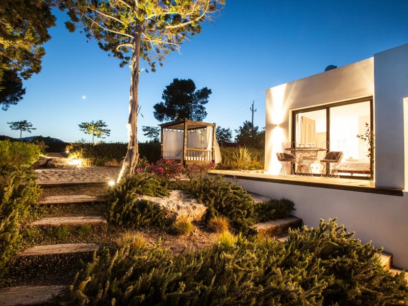 Can Concordia , South 