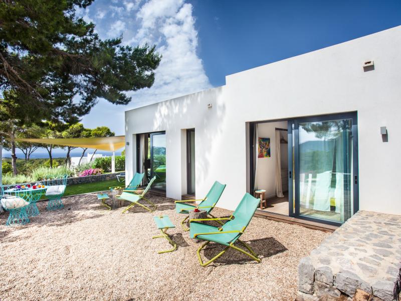 Can Concordia , South 