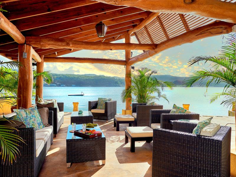 Keela Wee , Discovery Bay 