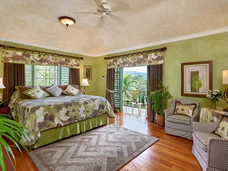 Keela Wee , Discovery Bay 