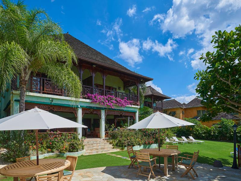 Whispering Waters , Discovery Bay 