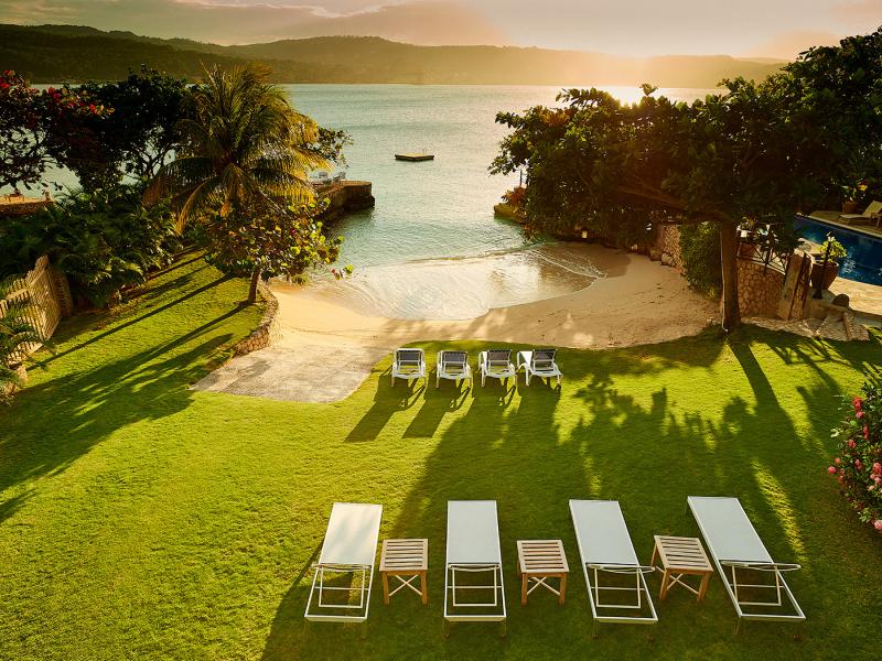 Whispering Waters , Discovery Bay 