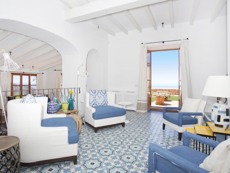 Villa Rafaella , West 