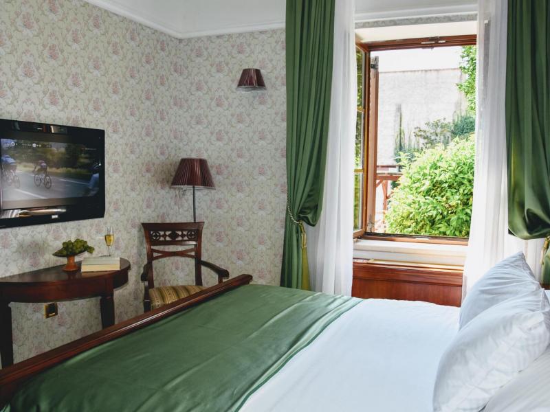 Kazbek Castle , Dubrovnik 