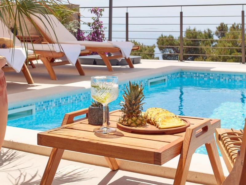 Villa Horizon , Islands 