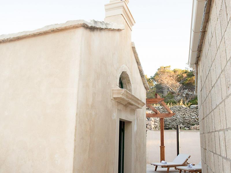 Lighthouse St. Nicholas , Islands 