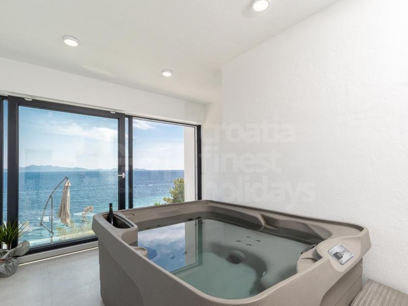 Villa Seaside Haven , Islands 