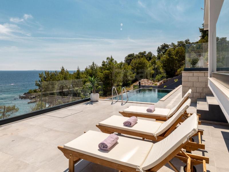 Villa Seaside Haven , Islands 