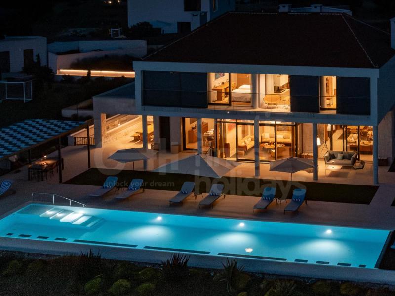 Villa Hilltop Haven , Islands 