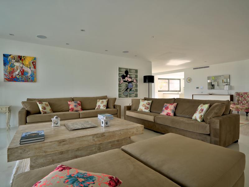 Alegre Belle , Sant Josep de sa Talaia 