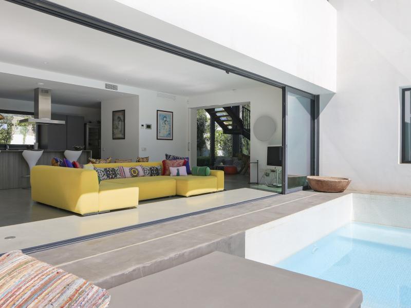 Can Luisa , Ibiza , Jesus 