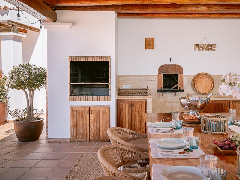 Can Tierra , Central , Santa Gertrudis 