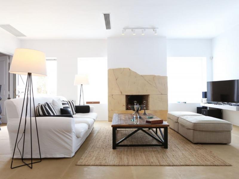 Mega Pyrgi Domain , Mykonos 