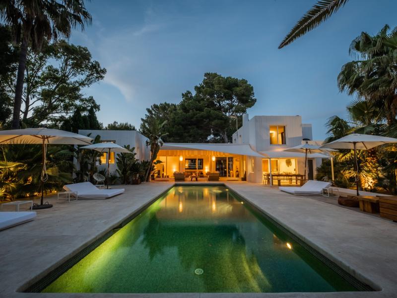 Villa Zola , Roca Llisa 