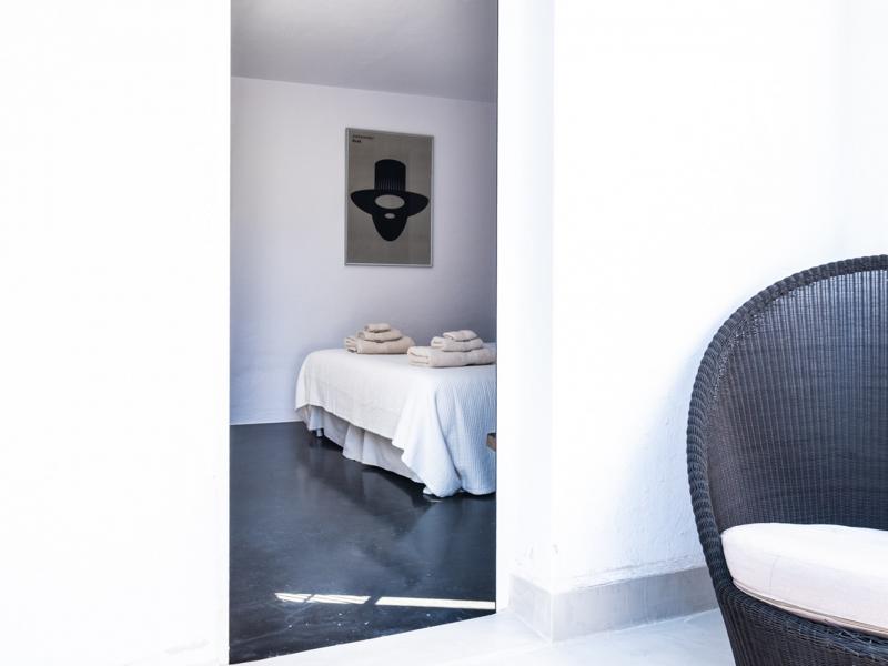 Villa Zola , Roca Llisa 