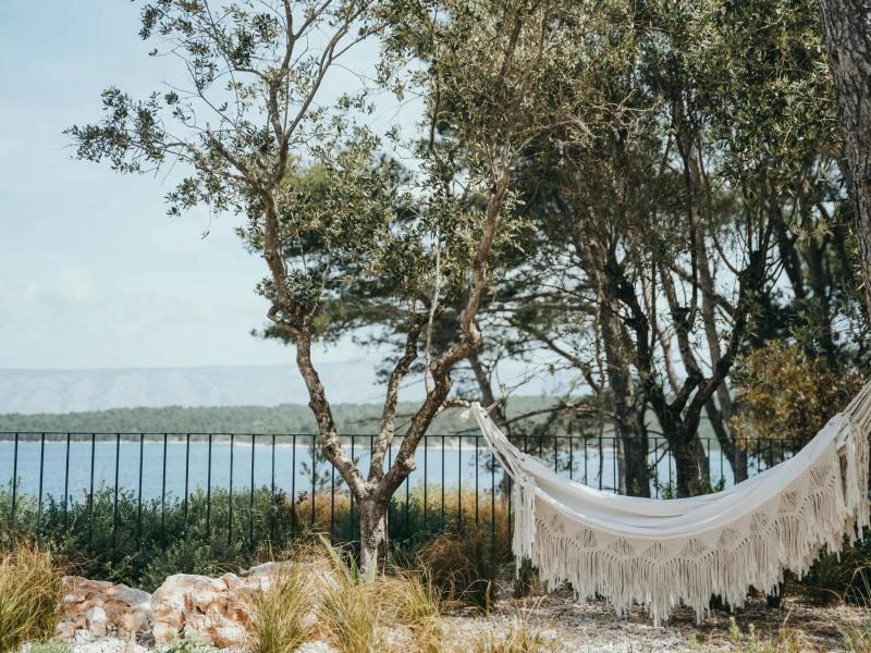 Villa Cascadia , Islands 