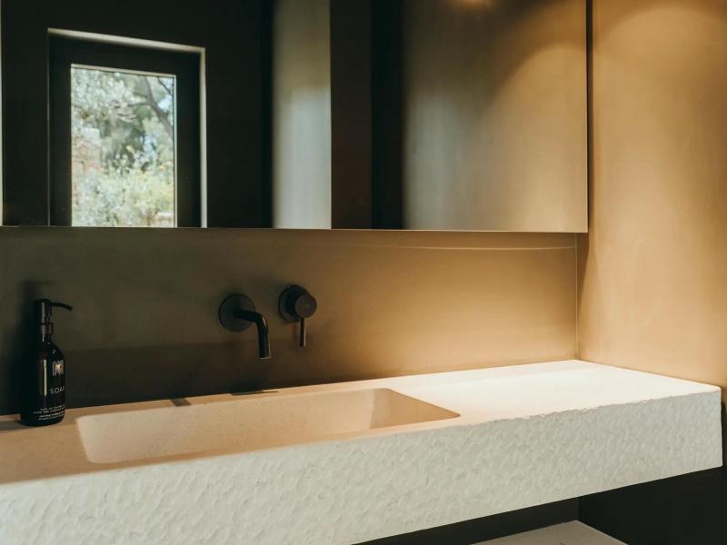 Villa Cascadia , Islands 